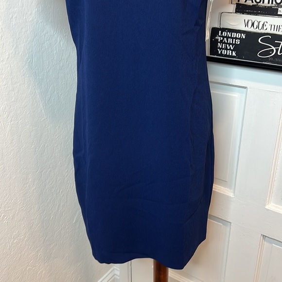 NWT Trina Turk Navy Heatwave Dress Size 4 - Picture 7 of 10